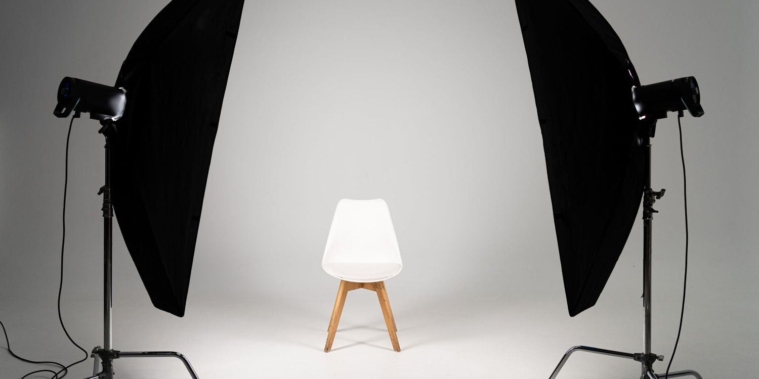 The Role of Lighting in Dental Photography: Choosing the Right Tools Dentiphoto