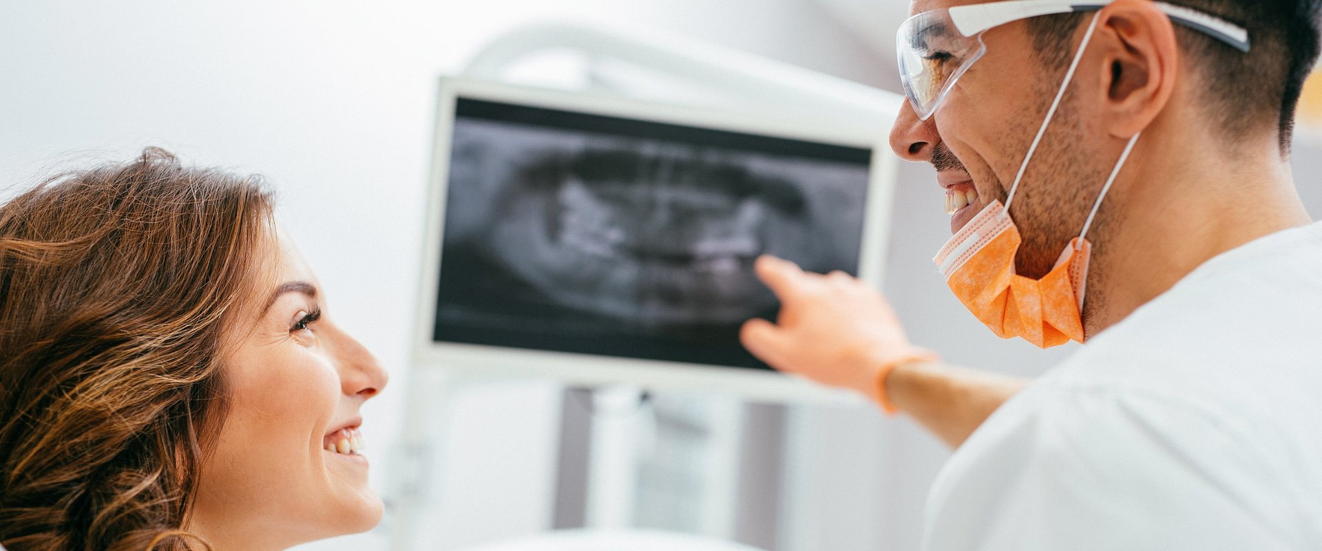 Dental photography DSLR Vs. Smartphone