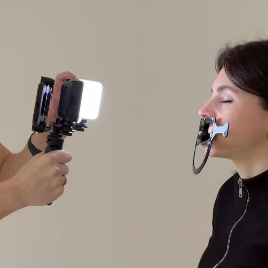NEW! Dentiphoto Mobile Twin Light for Dental Photography