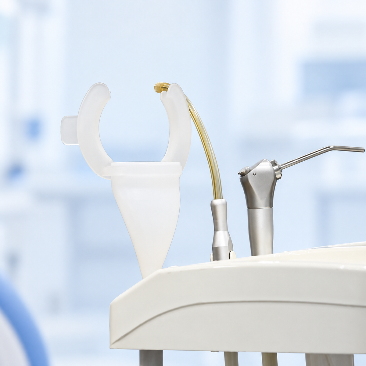 Separador de mejillas dental desechable con aspiración de alto volumen, 25 unidades — Control de aerosoles y humedad sin usar las manos