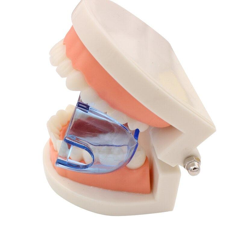 HIT! 3D Retractor - Dentiphoto